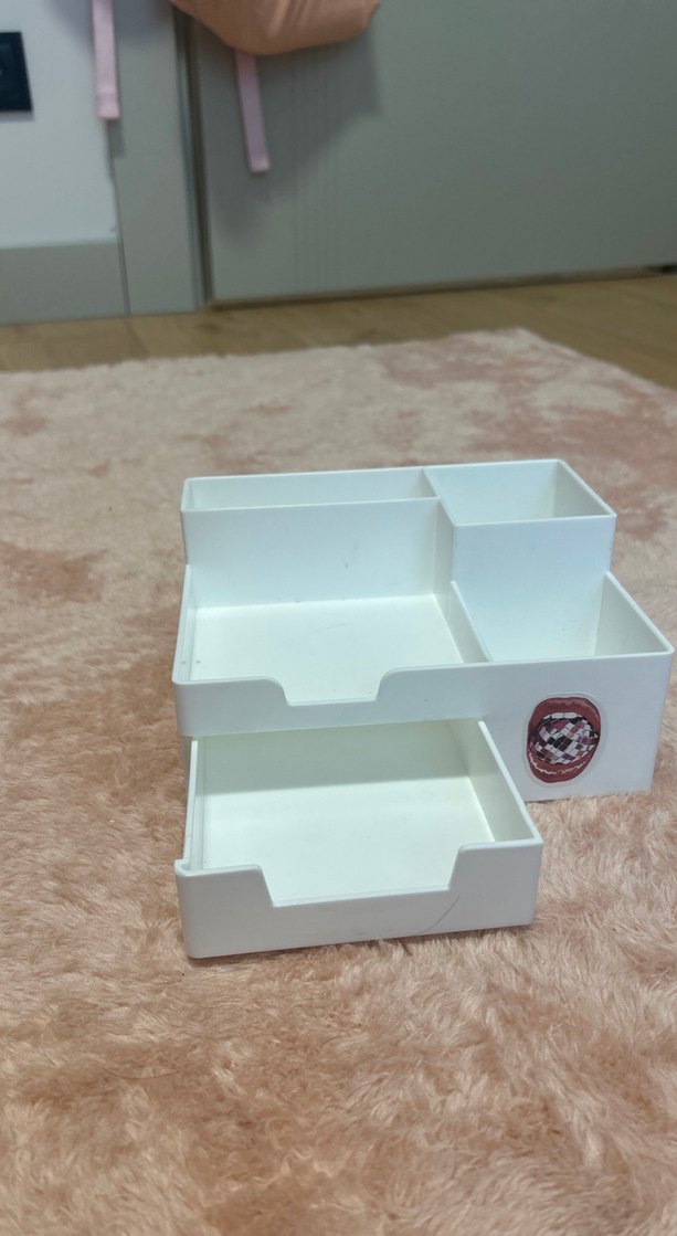 Beyaz Çok Bölmeli Organizerı - Görsel 2