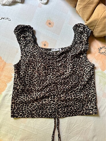 Leopar desenli blüz