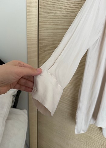 40 Beden beyaz Renk Zara Bohem V Yaka Uzun Kollu Beyaz Keten Gömlek