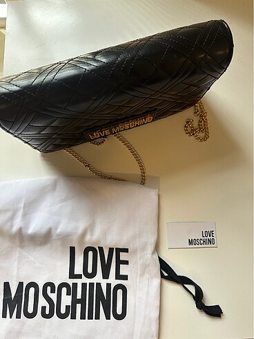 Beden Love moschino çanta