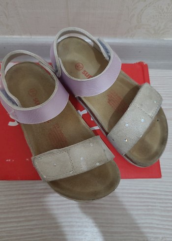 Kız Çocuk Beyaz Tokalı Terlik - Görsel 2