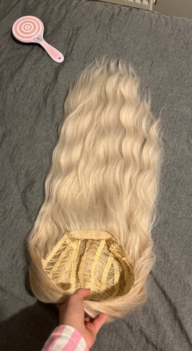 Bebek sarısı uzun saç peruk - Görsel 4