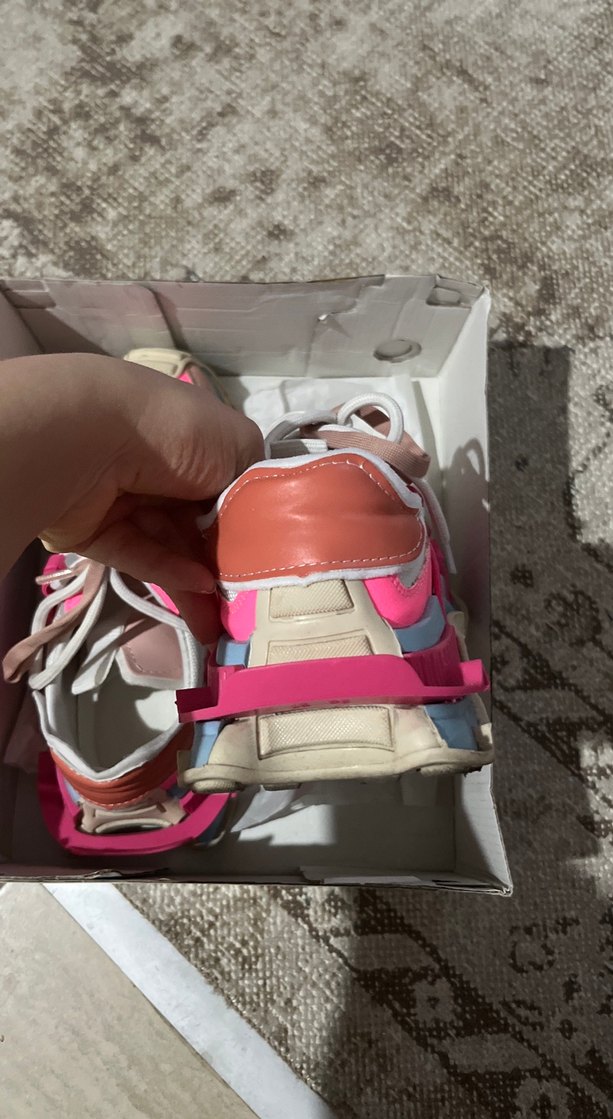 Beyaz Bağcıklı, renkli Kadın Spor Ayakkabı - Görsel 4