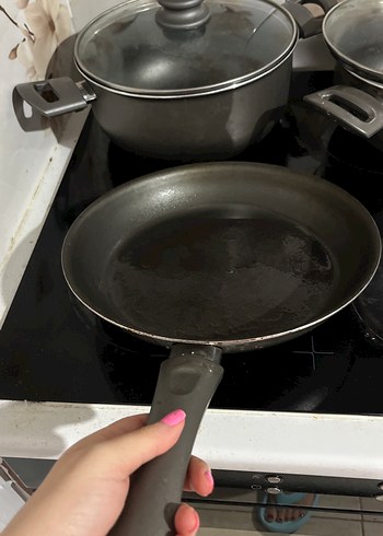 Siyah-Gri Cam Kapaklı Tencere Seti - Görsel 5