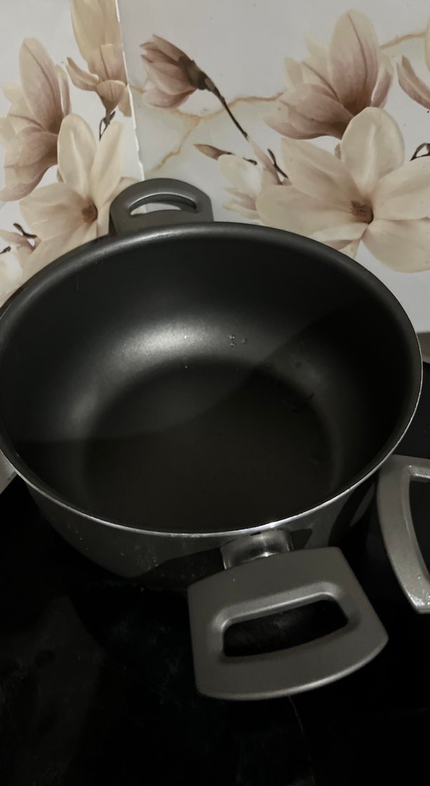 Siyah-Gri Cam Kapaklı Tencere Seti - Görsel 3