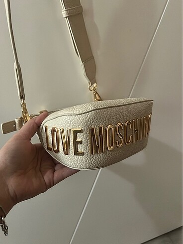 Love moschino çanta orjinal