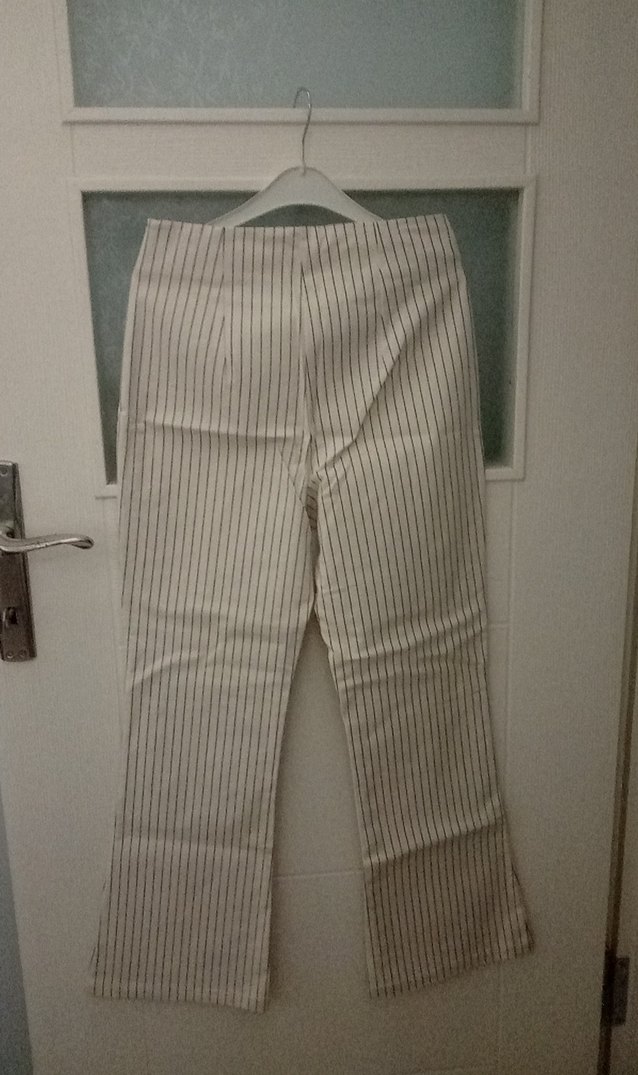 Bej Çizgili Midi Kumaş Pantolon - Görsel 2