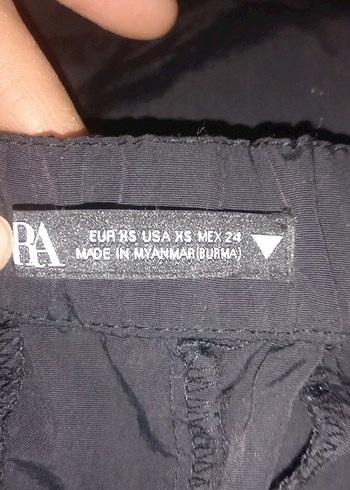 Siyah Kemerli Dar Kesim Eşofman Altı - Görsel 4