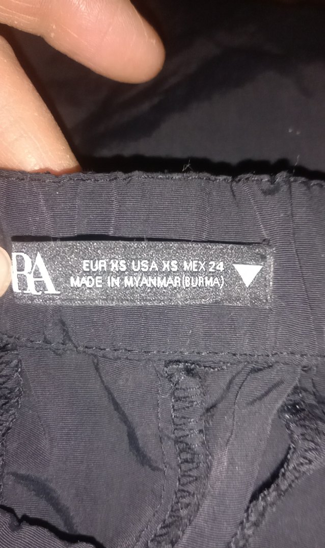 Siyah Kemerli Dar Kesim Eşofman Altı - Görsel 4