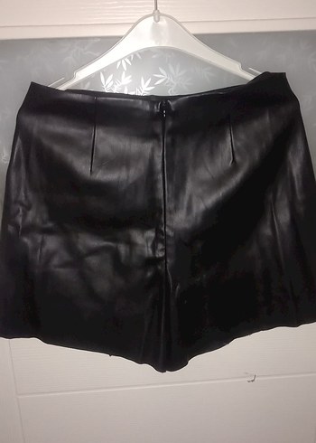 Siyah Deri içi sortluMini Etek - Görsel 3