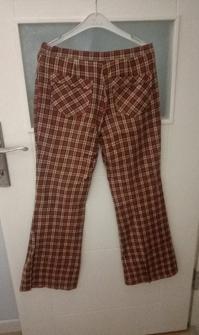 Düğmeli Kahverengi Kadın Kumaş Pantolon - Görsel 3