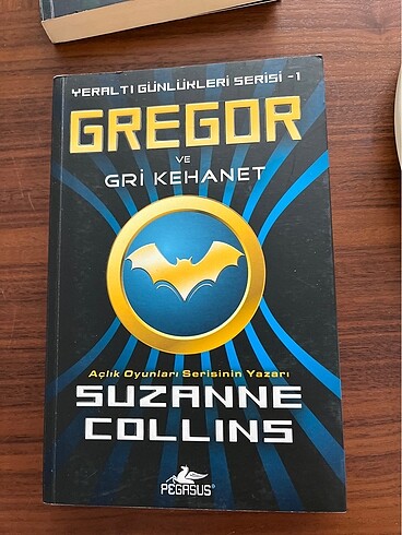 yeraltı günlükleri serisi gregor ve gri kehanet