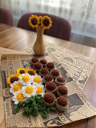  Beden Hediyelik mini saksı çiçekler