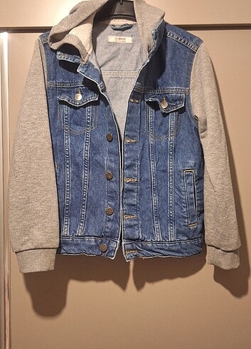 LC Waikiki Erkek çocuk kot ceket