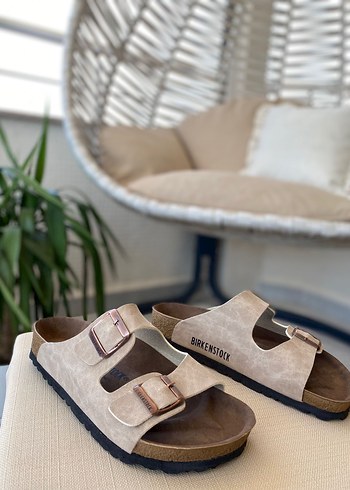 Birkenstock Bej Süet Kadın Terlikler Tokalı