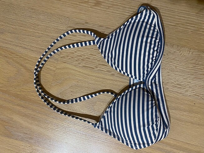 penti çizgili bikini üstü