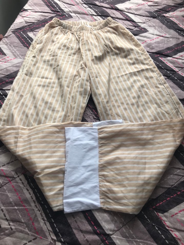 Bej Kadın Piliseli Rahat Kesim Pantolon - Görsel 2