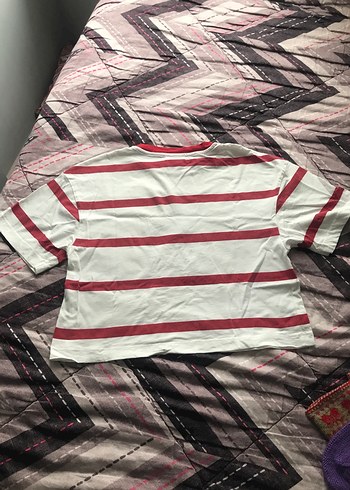 Kadın Beyaz Çizgili Baskılı Kısa Kollu Tişört - Görsel 5