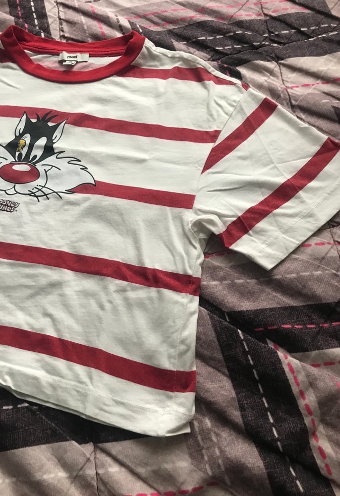 Kadın Beyaz Çizgili Baskılı Kısa Kollu Tişört - Görsel 3