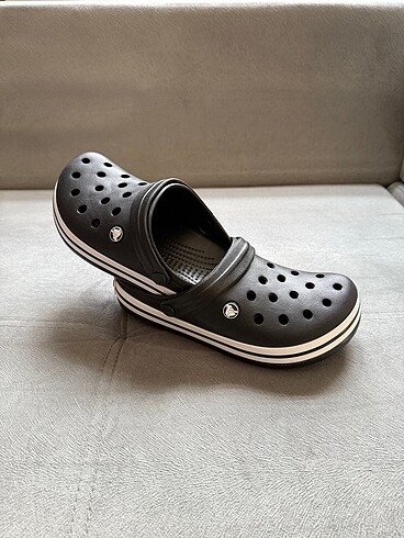 Crocs 40