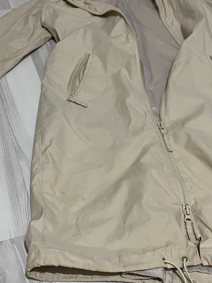 Bej Kapüşonlu Fermuarlı Kadın Yağmurluk Naf Naf - Görsel 3