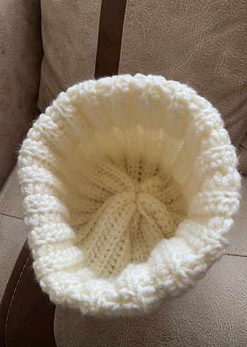 Beyaz Örgü Kadın Bere - Görsel 2