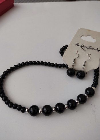 Siyah Boncuklu Uzun Kadın Kolye - Görsel 2