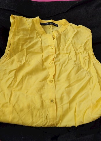 Sarı Kolye Yaka Düğmeli Kadın Gömlek - Görsel 2