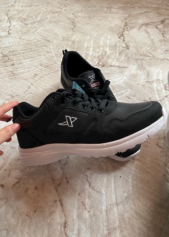 Siyah Bağcıklı spor ayakkabi - Görsel 4