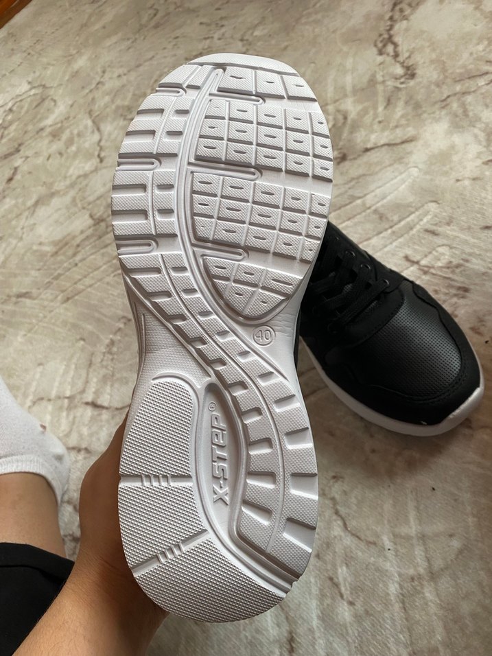 Siyah Bağcıklı spor ayakkabi - Görsel 3