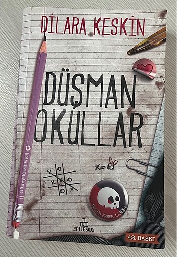 Düşman Okulları