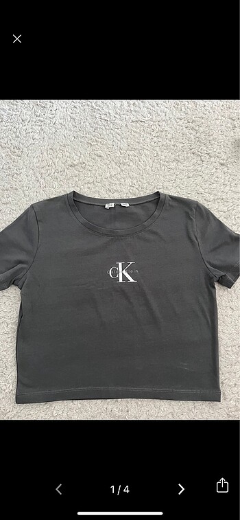 Kadın Yepyeni Sıfır Calvin Klein Crop