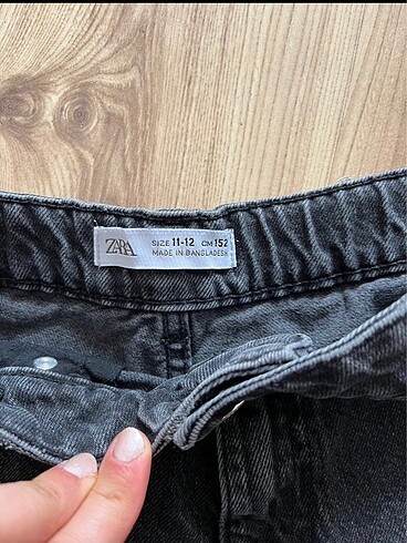 11-12 Yaş Beden çeşitli Renk Zara Yepyeni Sıfır Kız Çocuk Kot Şort Etek