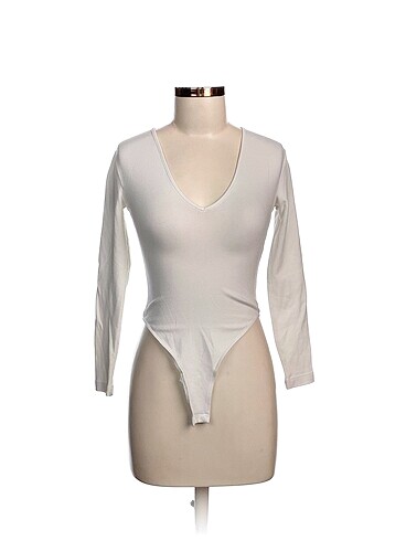 Zara Bluz %70 İndirimli.