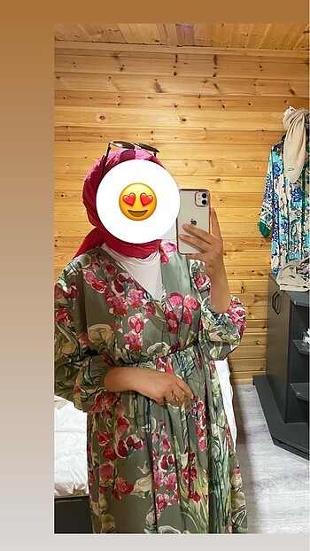 çiçekli tesettür elbise