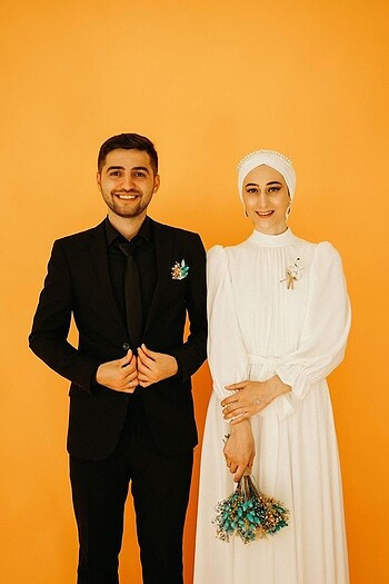 Diğer nikah elbisesi