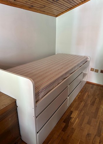 İKEA SLÄKT/LURÖY
tek kişilik baza, beyaz,90x200 cm 4 çekmeceli - Görsel 7