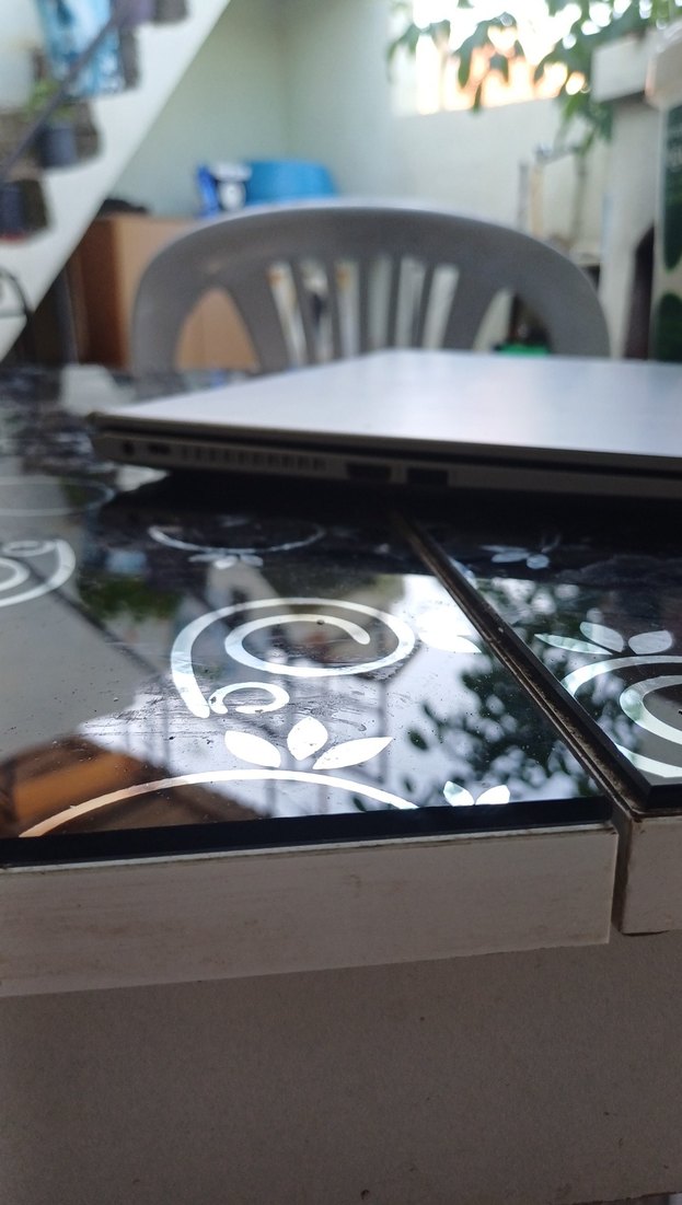 Gri ASUS Laptop - Görsel 4