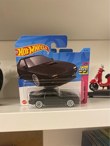  Koleksiyonluk Hot Wheels Liberty Walk & RX-7