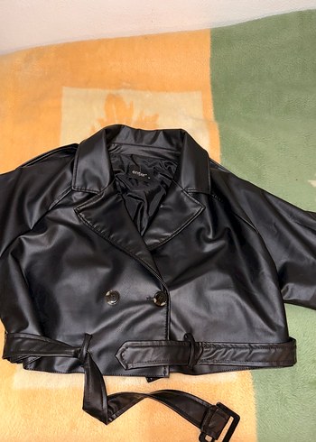 Düğmeli Siyah Deri Kadın Ceket - Görsel 2