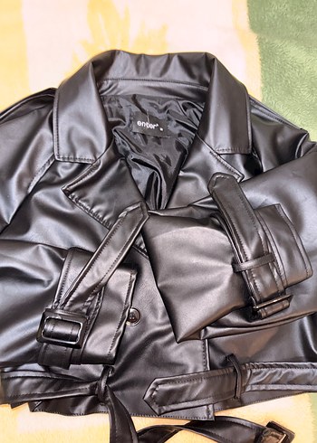 Düğmeli Siyah Deri Kadın Ceket - Görsel 4