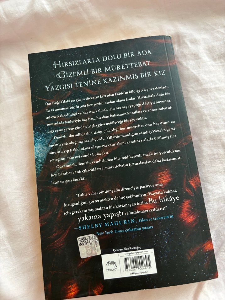 Fable - Adrienne Young - Görsel 2