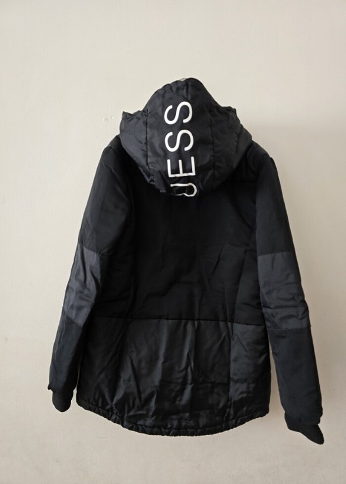 Guess erkek çocuk mont - Görsel 3