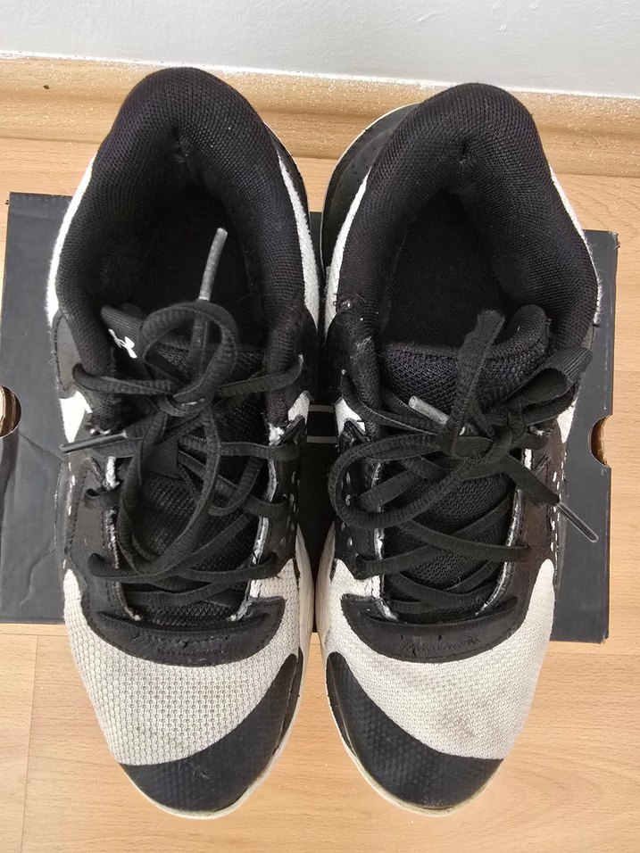 Under Armour Beyaz Gri Basketbol Ayakkabısı - Görsel 5