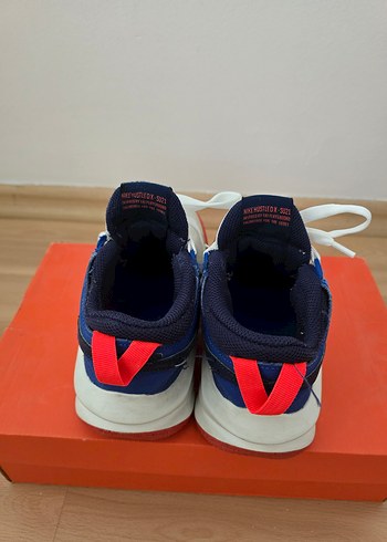 Nike Beyaz Basketbol Ayakkabısı Velcro Detaylı - Görsel 4