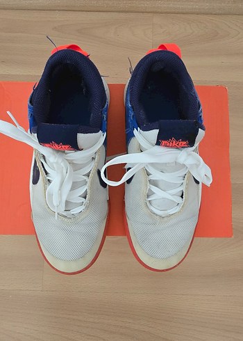 Nike Beyaz Basketbol Ayakkabısı Velcro Detaylı - Görsel 2