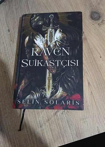  Raven Suikastçisi Romanı - Selin Solaris