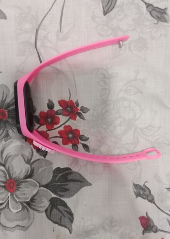Diğer Pembe Renkli Akıllı Bileklik