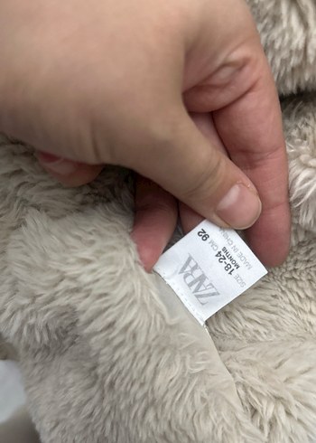 Zara Bebek için Kapüşonlu Bej Peluş Mont - Görsel 3