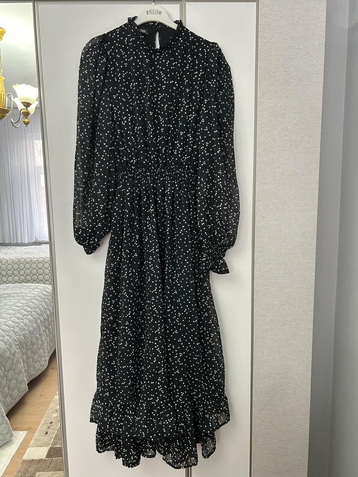 Uzun Kollu Puanlı Siyah Uzun Elbise - Görsel 2
